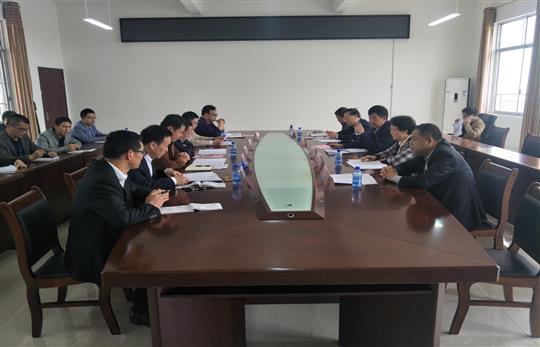 关注贫困学子成长，市政协、开云手机官方站在线入口-开云（中国）
集团赴象州开展“扬帆班”教学成果调研座谈